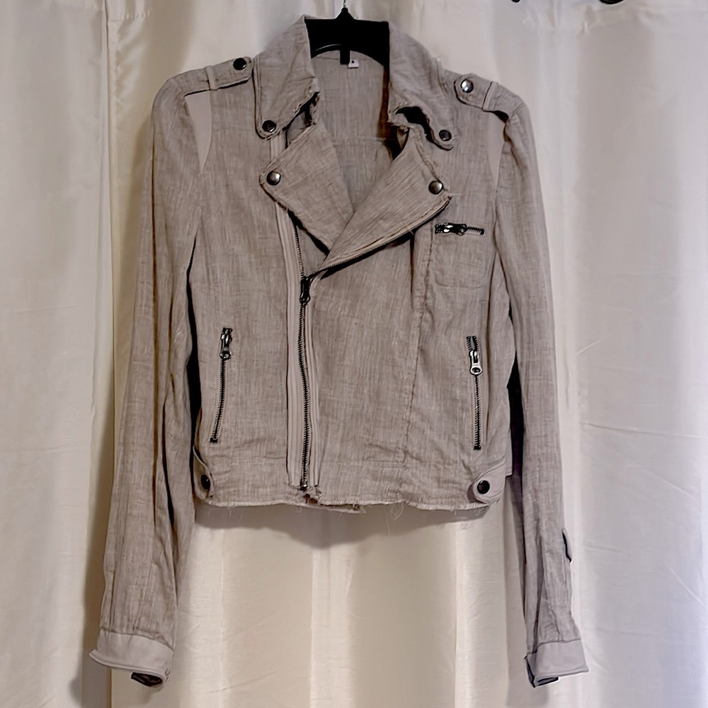 Unfinished edge linen jacket with leather trim. Size S, Brand: jakett…etc.